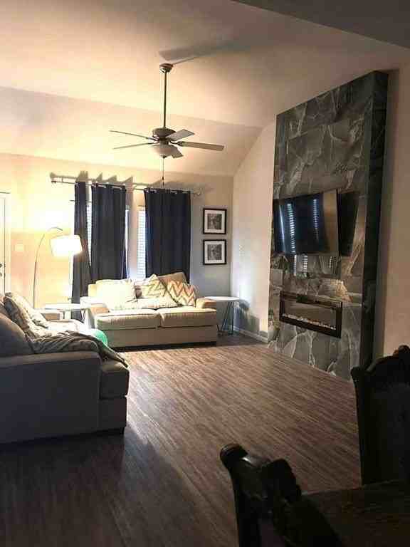 5913 Pensby Dr - Photo 7 of 10