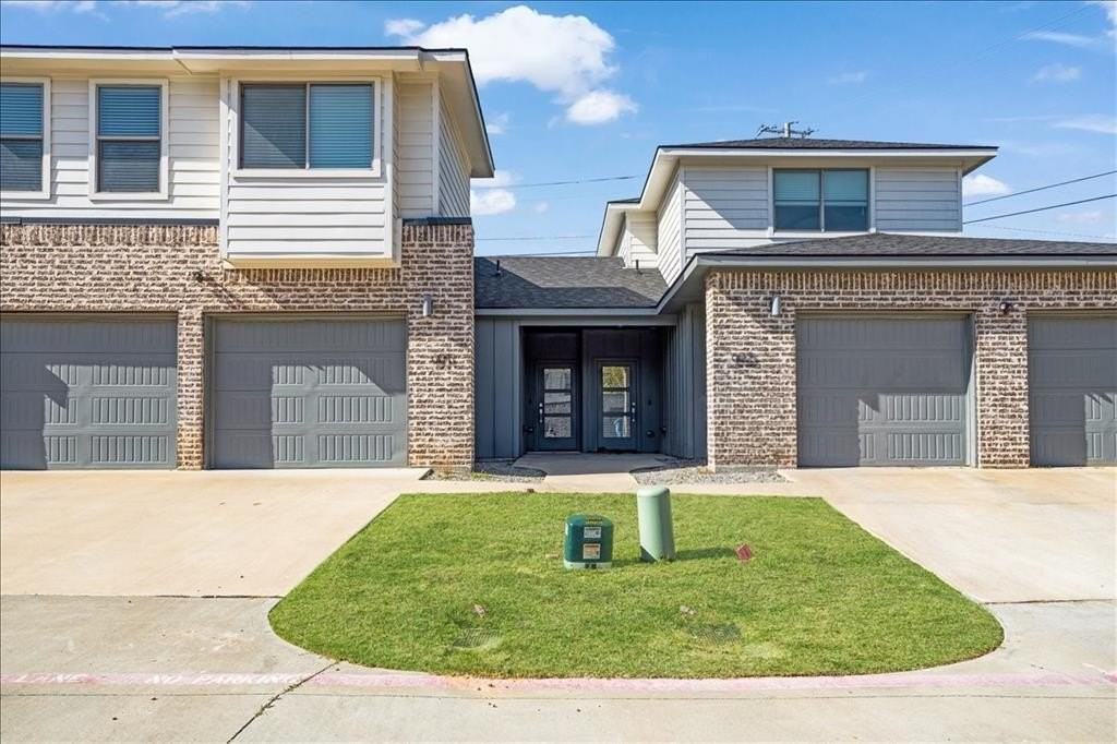 3060 W Crawford St #601 - Photo 2 of 29