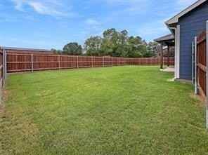 600 Austen Ave - Photo 3 of 9