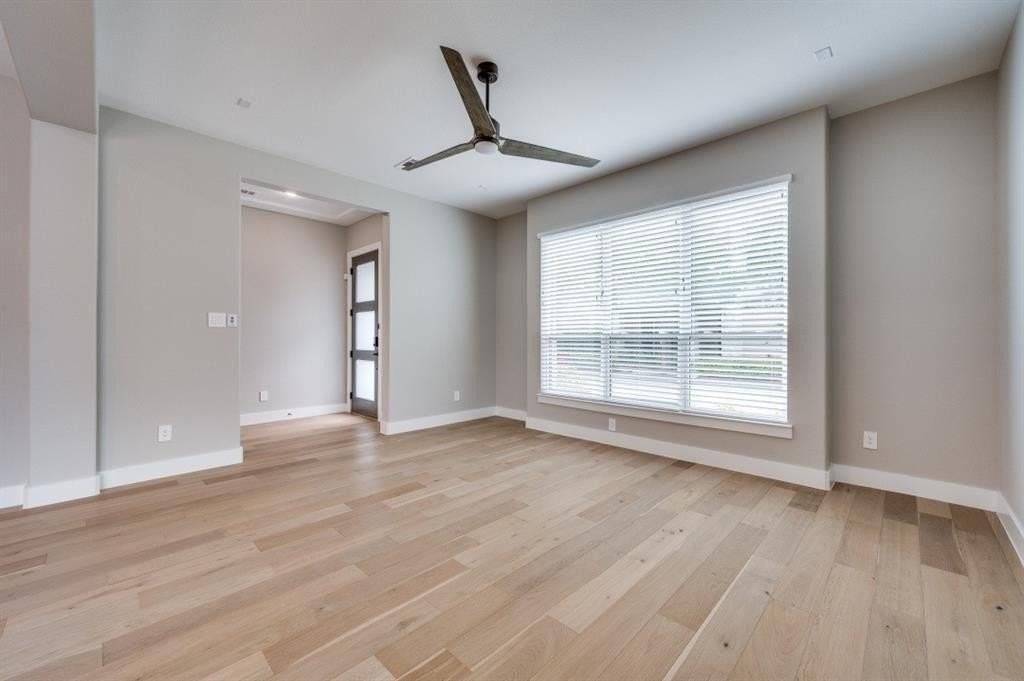 6129 Echelon Way - Photo 4 of 29