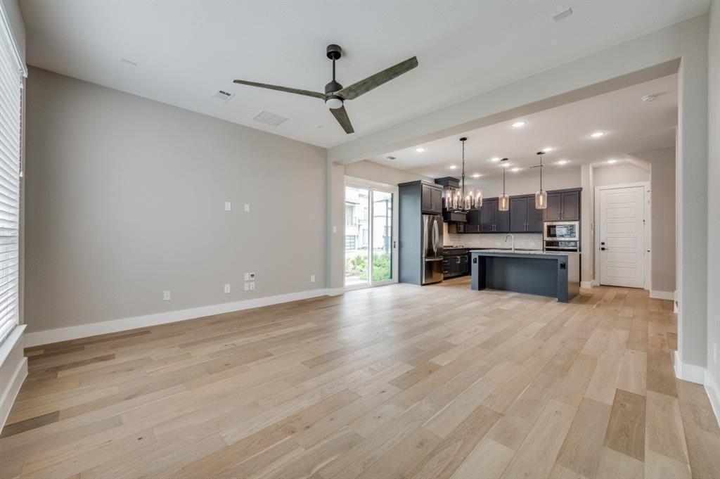 6129 Echelon Way - Photo 6 of 29