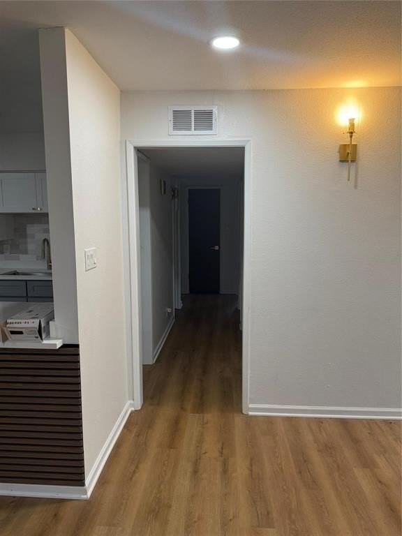 3117 Longbow Ct - Photo 4 of 8