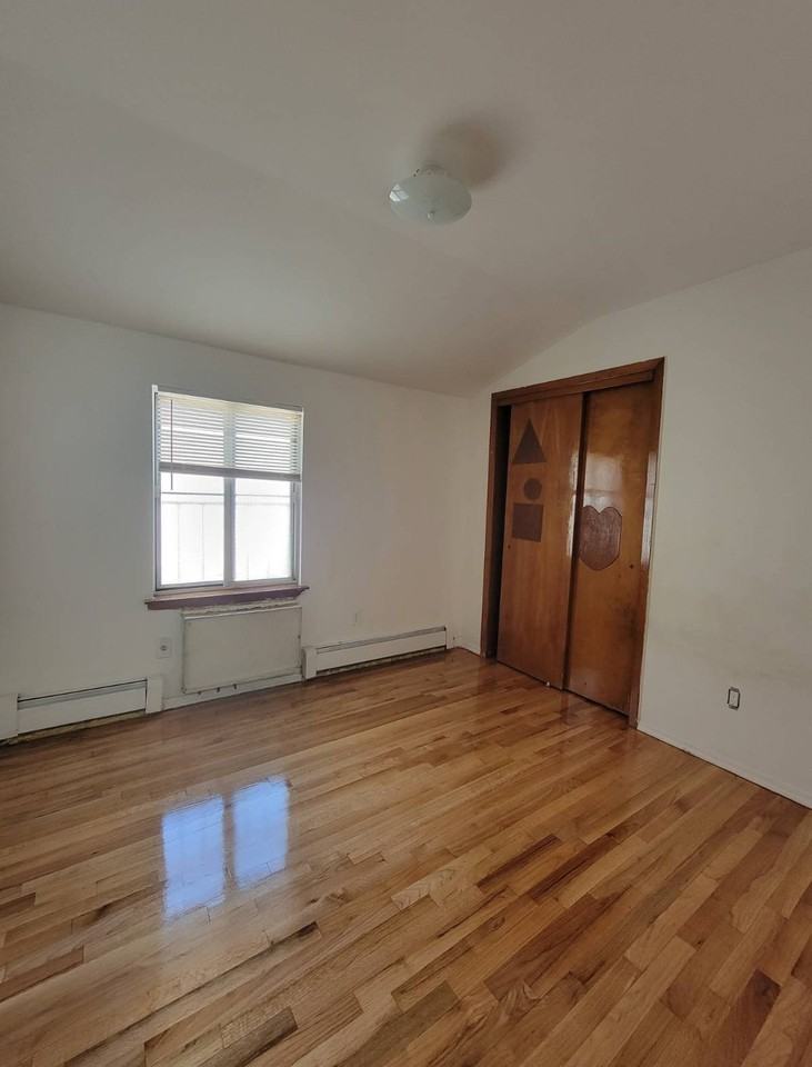 14920 Hawthorne Ave - Photo 6 of 7