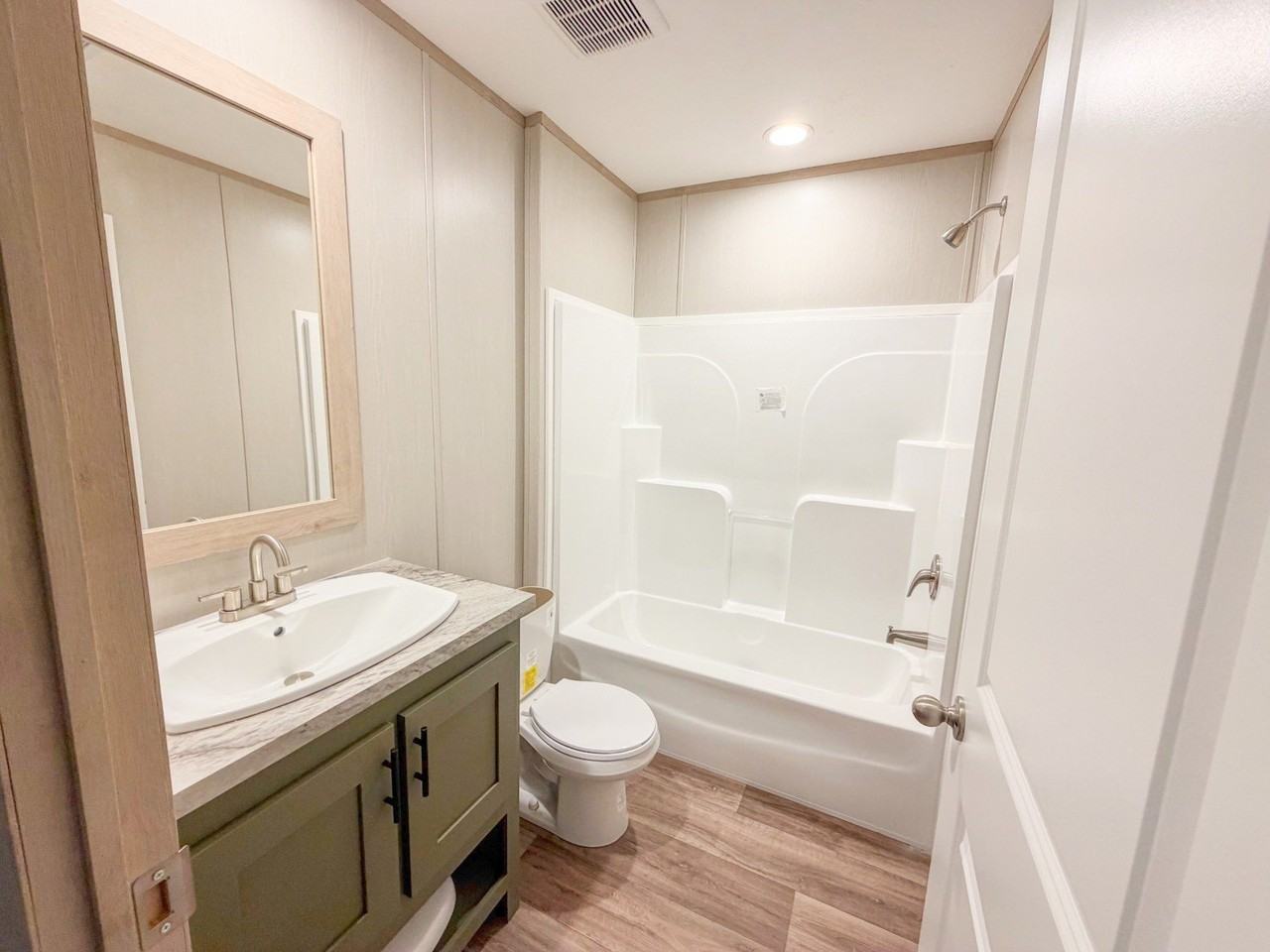 82 Edinburgh Dr Sw - Photo 7 of 16