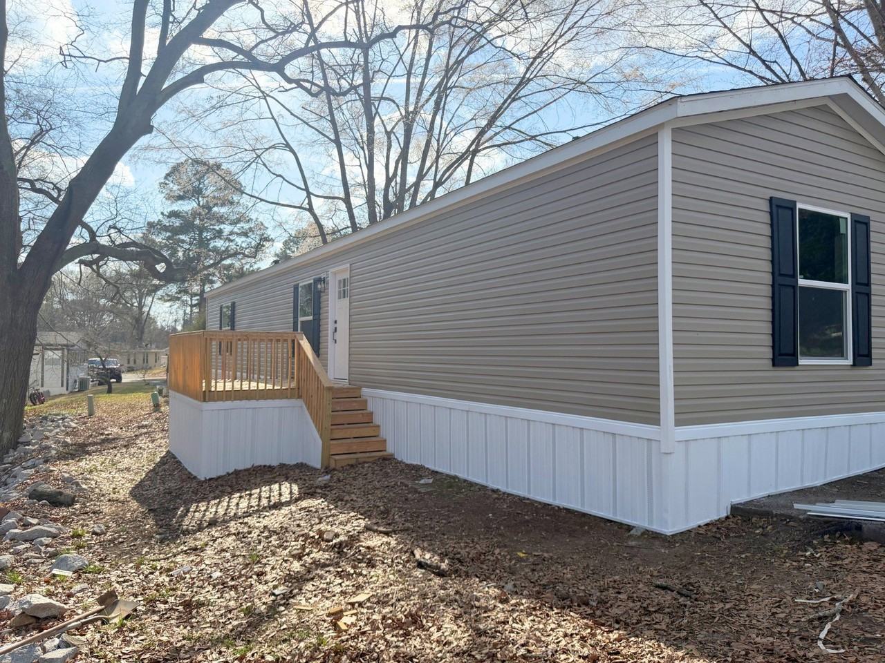 52 Sutherland Ln Sw - Photo 2 of 16