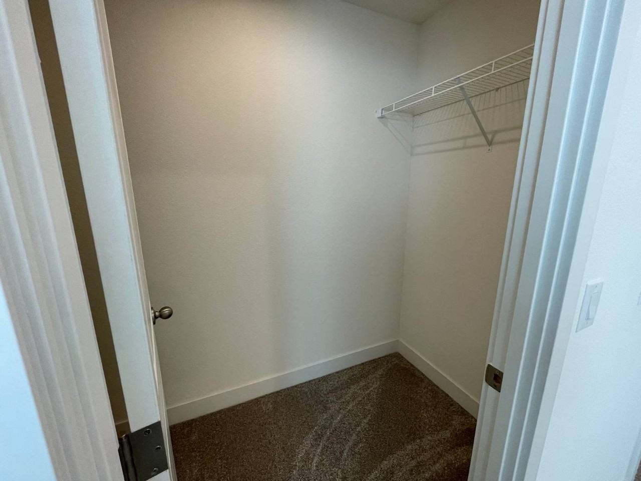 5427 Edgewood Ln #4E - Photo 7 of 18