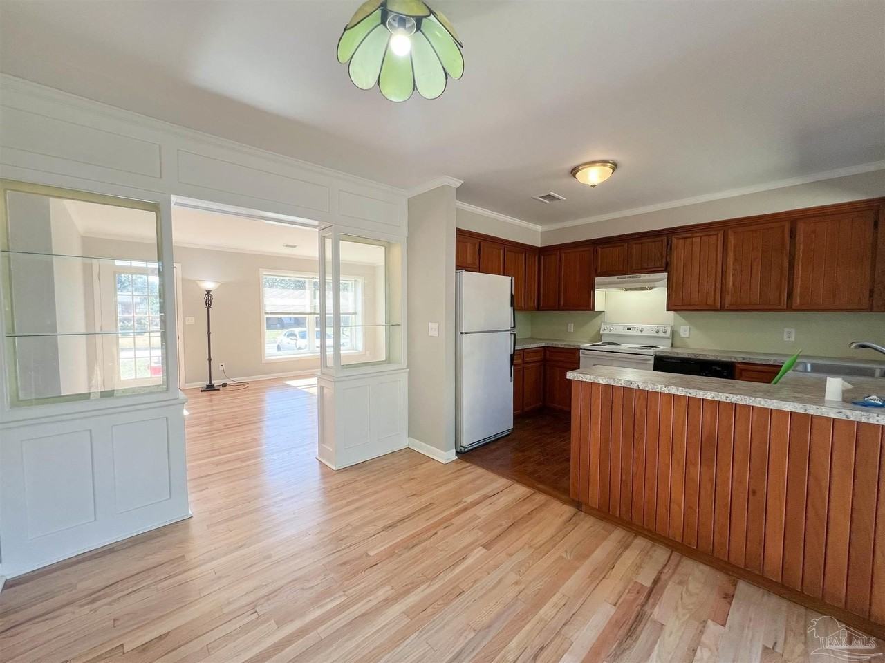 3730 Forest Glen Dr - Photo 6 of 23