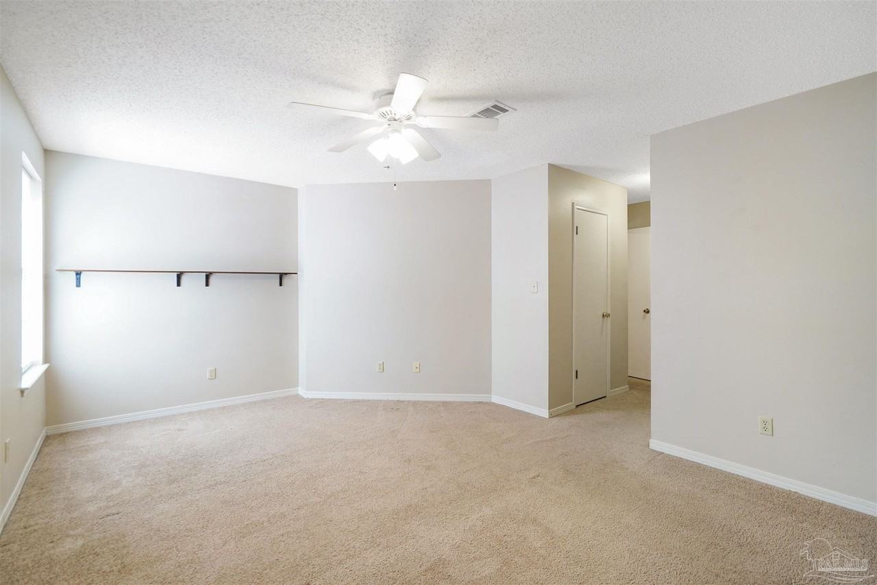 2009 Coral St - Photo 7 of 18