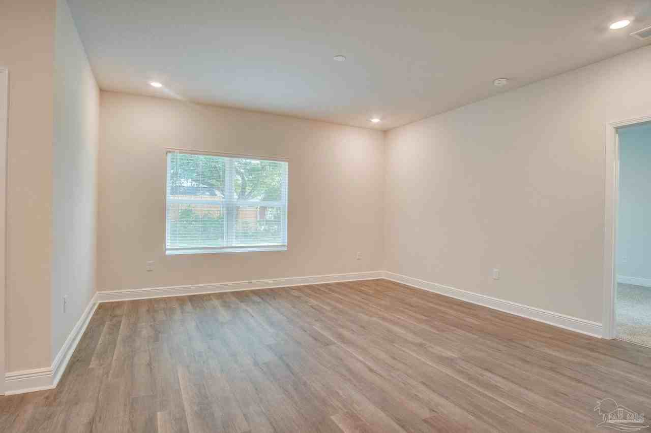 539 Bridle Way - Photo 6 of 28