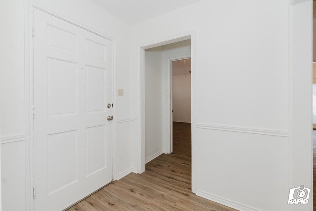 4911 Sherwood Dr - Photo 4 of 34