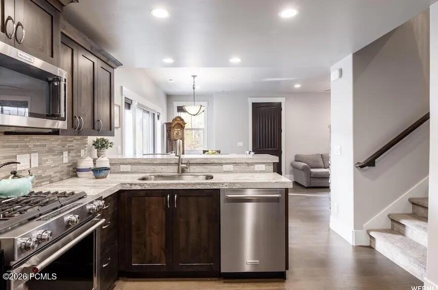 13595 N Hillclimb Ln - Photo 4 of 24