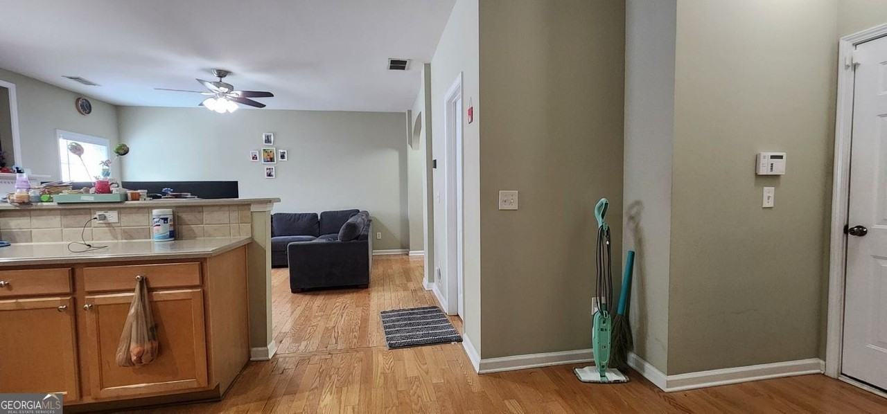 2877 Cross Creek Dr - Photo 7 of 20