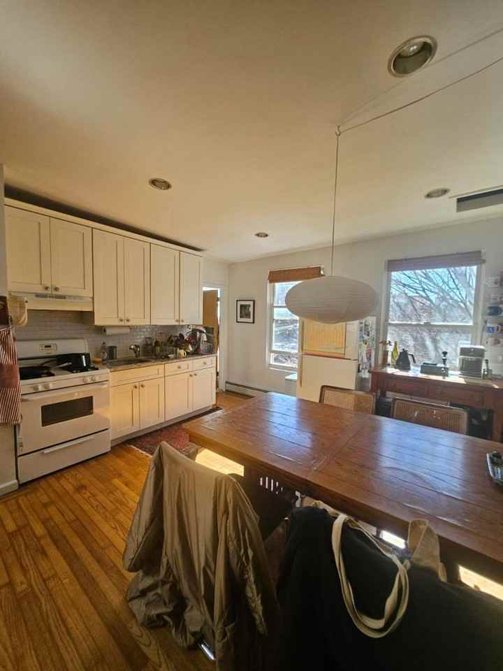 362 Carroll St - Photo 5 of 6