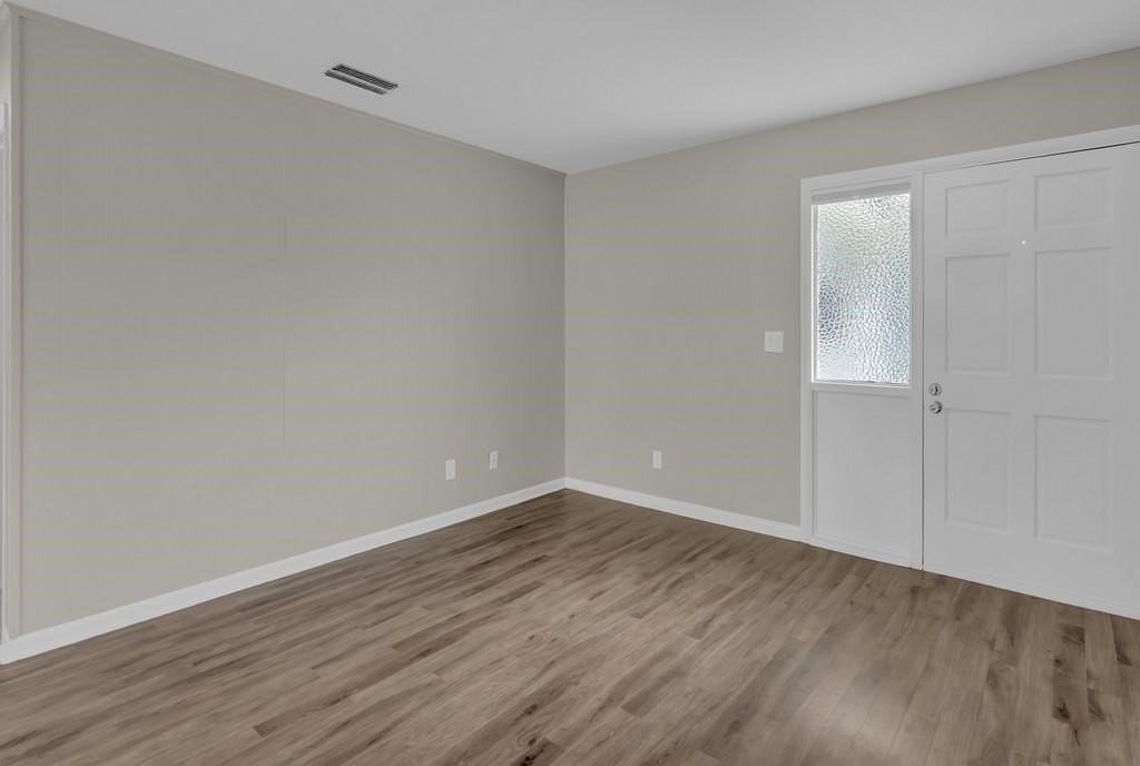 2036 19th St #2 - Photo 6 of 19