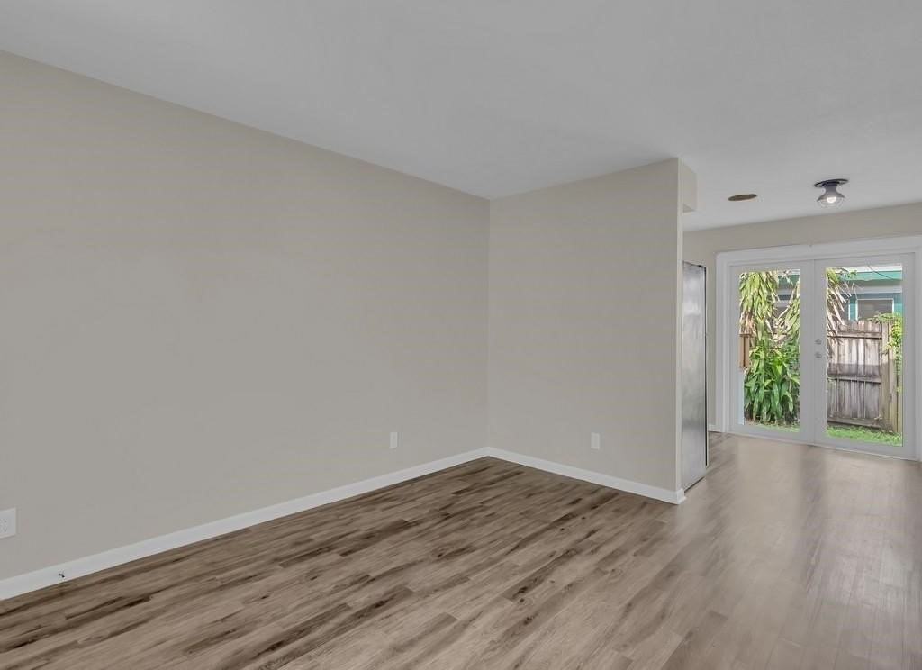 2036 19th St #2 - Photo 7 of 19