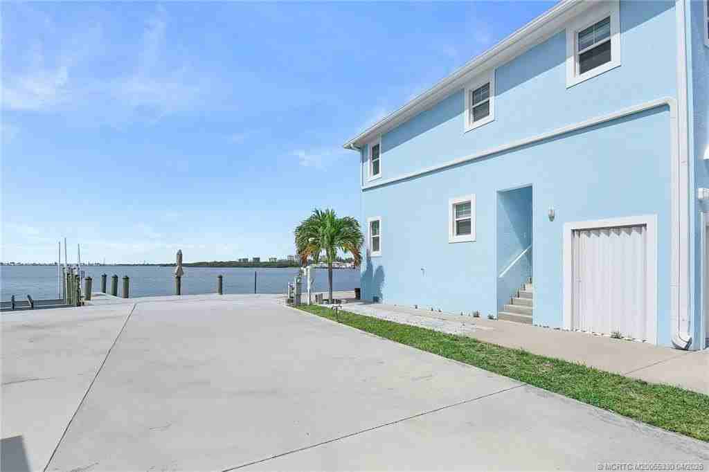 10701 S Ocean Dr #644 - Photo 3 of 40