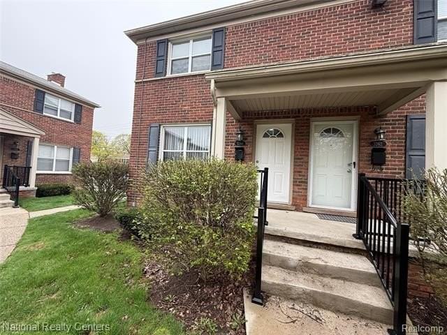 3264 Coolidge Hwy - Photo 3 of 17