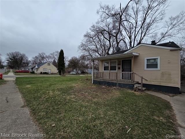 24511 Florence St - Photo 2 of 16