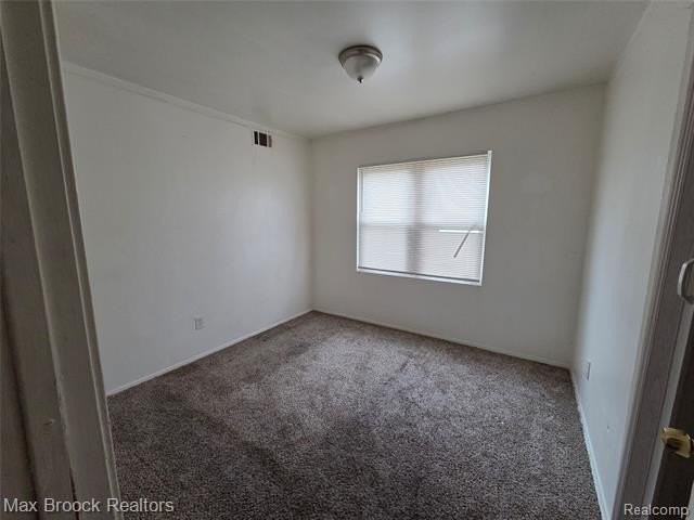 24511 Florence St - Photo 4 of 16