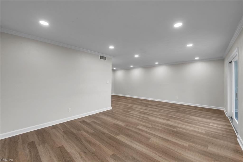 4396 Point West Dr - Photo 4 of 35