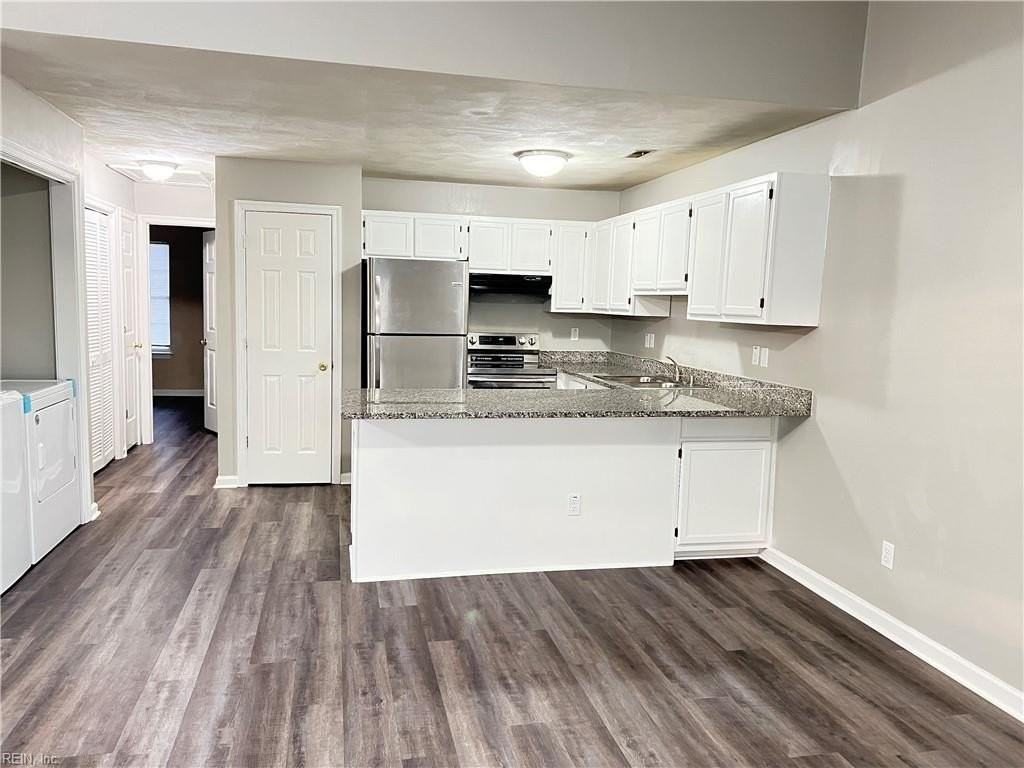 3327 Clover Meadows Dr - Photo 2 of 14