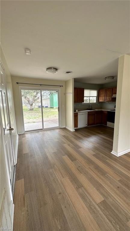 2030 Kingston Ave - Photo 5 of 10