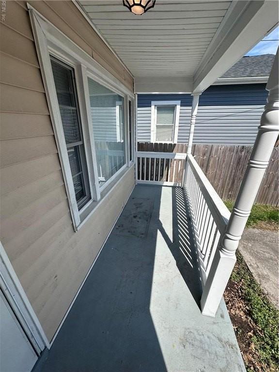 2939 Marne Ave - Photo 2 of 14