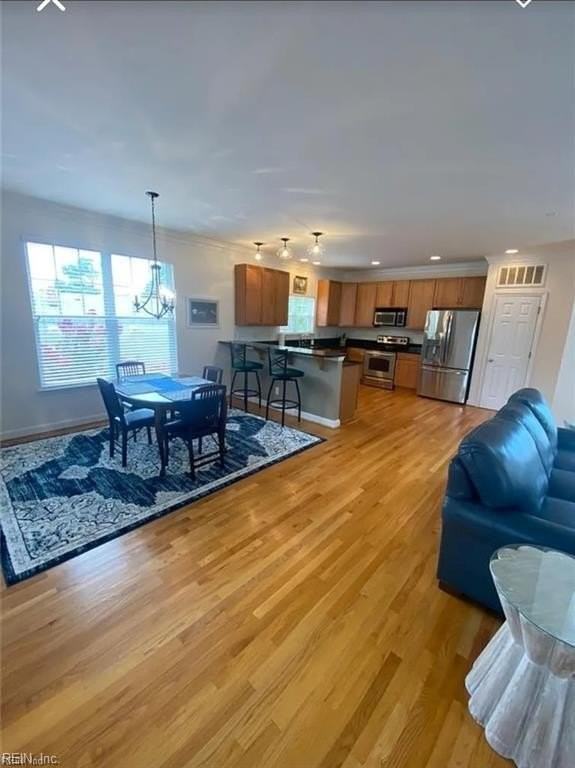 3743 Surry Rd - Photo 3 of 13