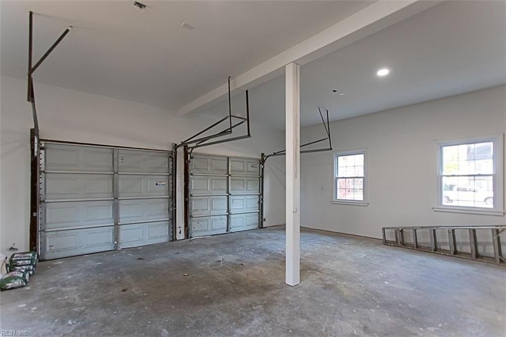 806 Terrace Dr - Photo 7 of 50