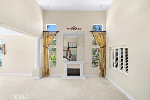 28342 Quiet Hill Ln - Photo 3 of 8