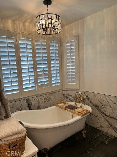 813 Calle Vallarta - Photo 3 of 8