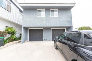 featured image of 719 Poinsettia Ave