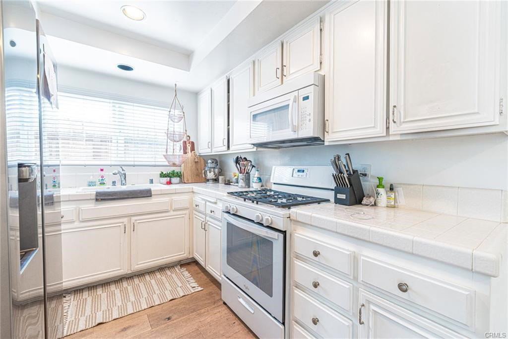 719 Poinsettia Ave - Photo 7 of 8