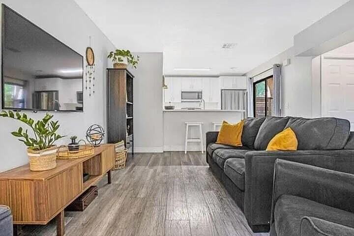 8033 Nw 71st Ct #8033 - Photo 5 of 18