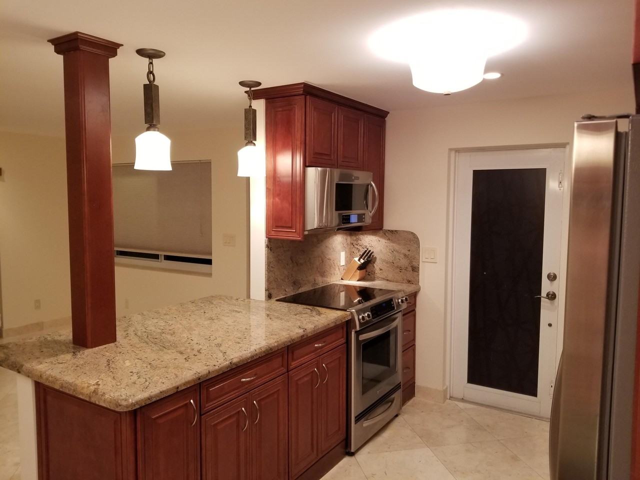 2857 Ne 32nd St #8 - Photo 4 of 26