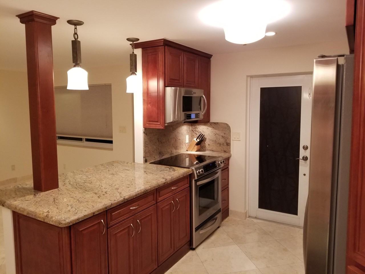 2857 Ne 32nd St #8 - Photo 5 of 26