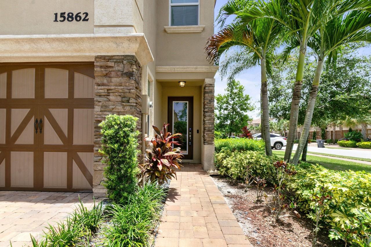 15862 Binks Pointe Ter - Photo 2 of 29