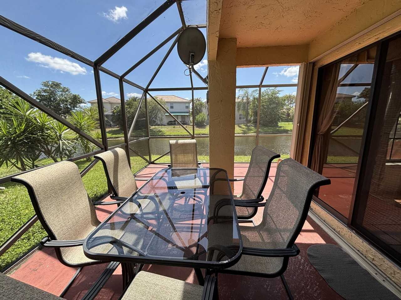 1760 Shoreside Cir - Photo 6 of 23