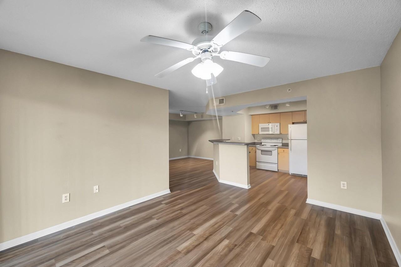 3614 Nw Adriatic Ln - Photo 5 of 22
