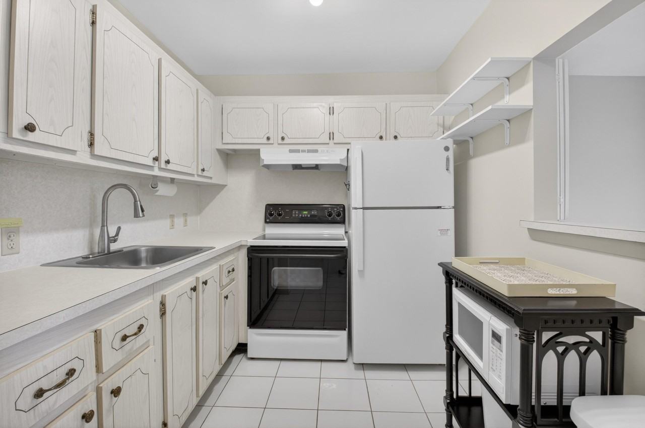 474 Mansfield L - Photo 4 of 9