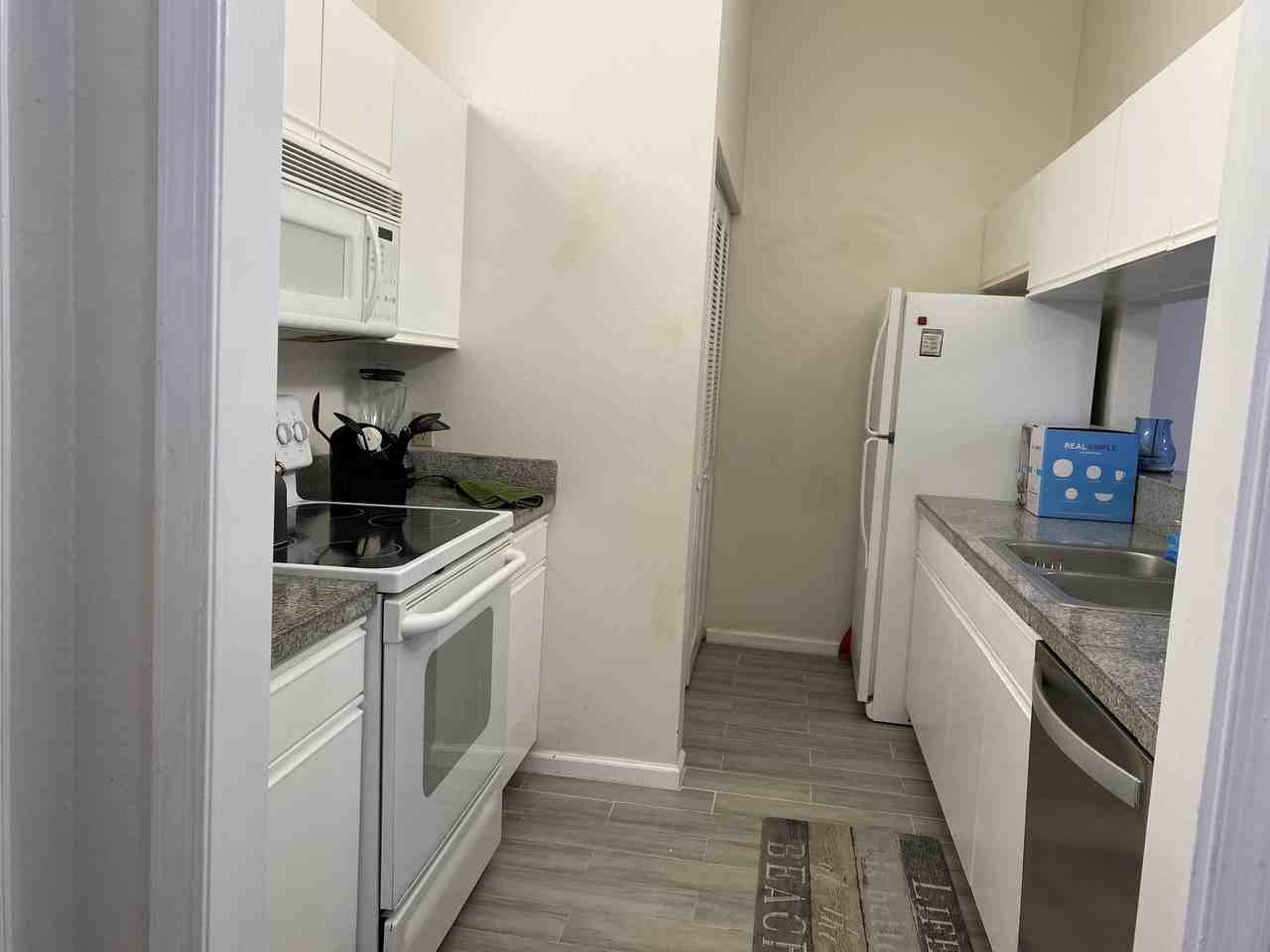 1289 Periwinkle Pl - Photo 6 of 16