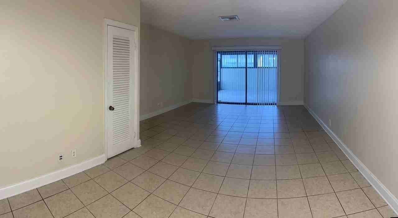 139 Sparrow Dr #2H - Photo 6 of 18