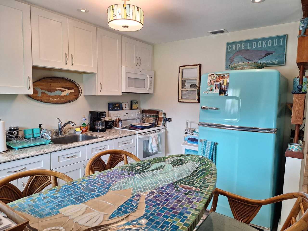 217 Se 2nd Ave - Photo 7 of 29