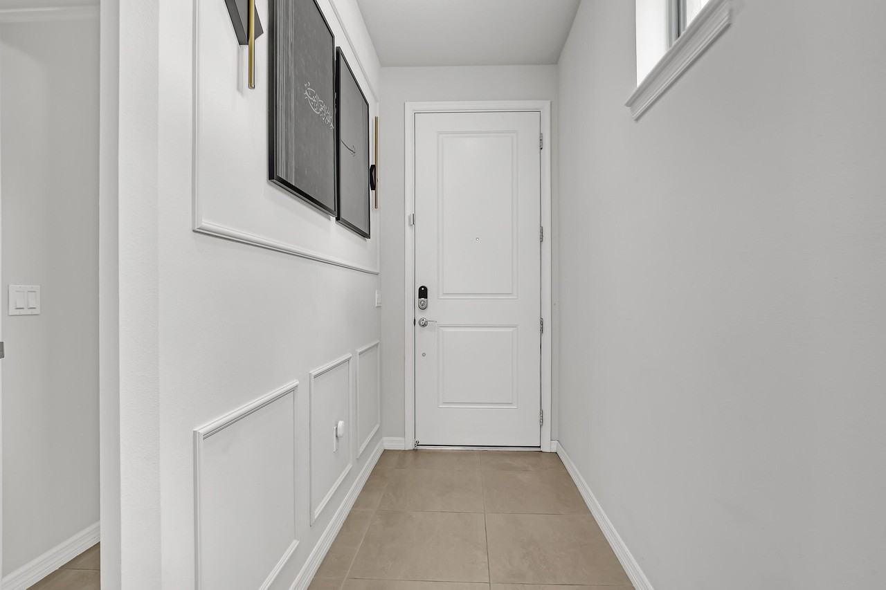 4740 Chantilly Rd - Photo 7 of 49