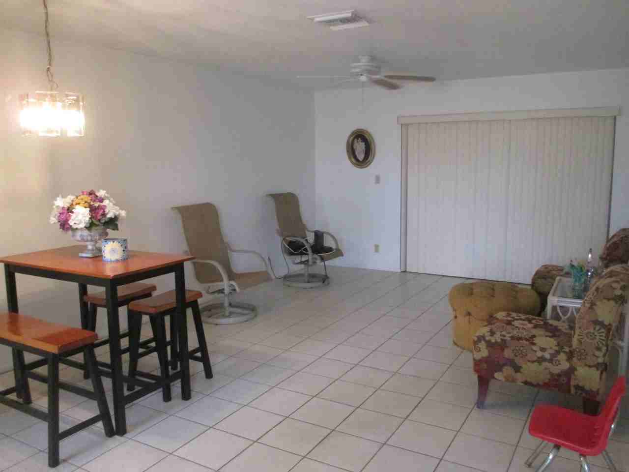 2951 Ashley Dr W - Photo 3 of 23