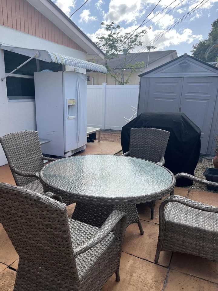 5843 Albert Rd - Photo 4 of 12