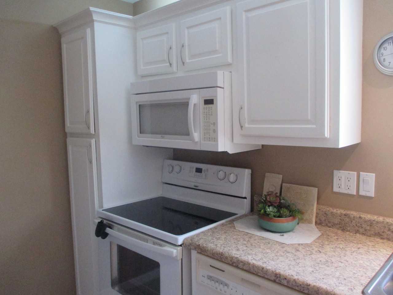 106 Lake Dora Dr - Photo 5 of 18