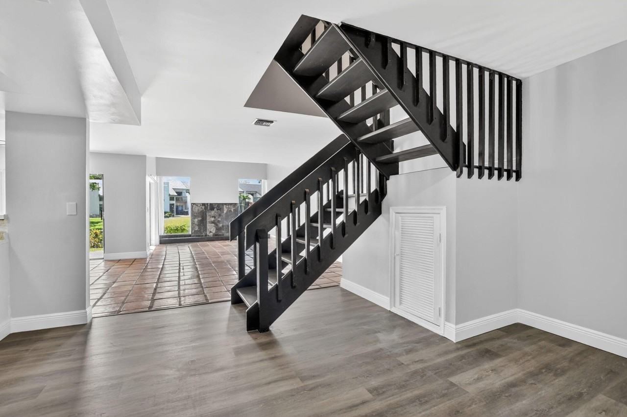 22847 Ironwedge Dr - Photo 5 of 36