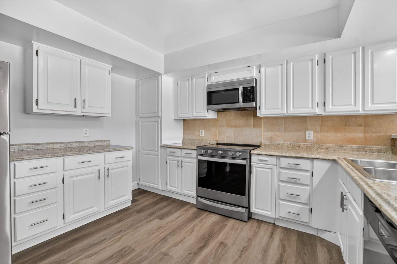 22847 Ironwedge Dr - Photo 7 of 36