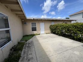 901 8th St #3 - Photo 1 of 1